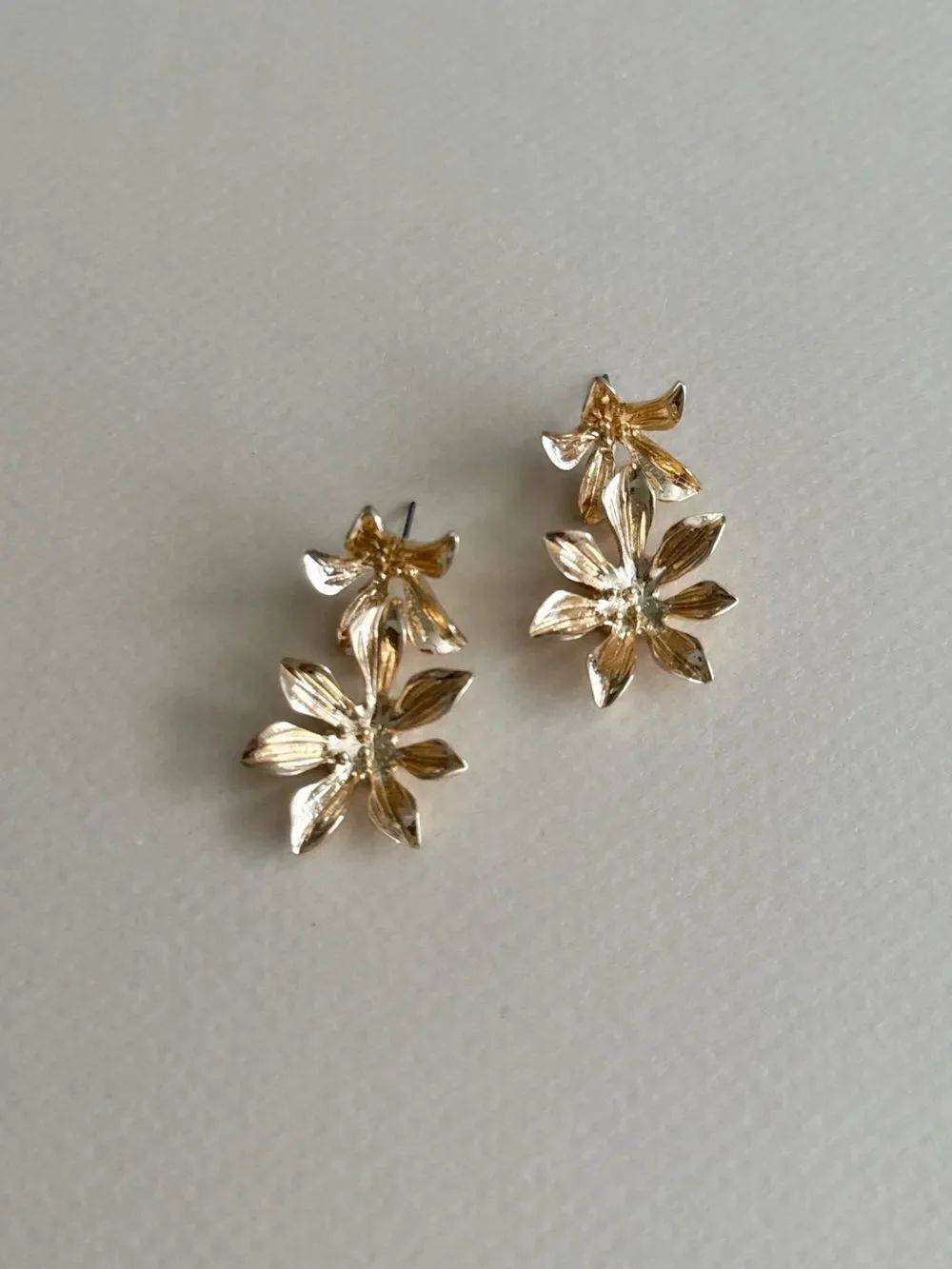 Floral Drop Earrings M1852
